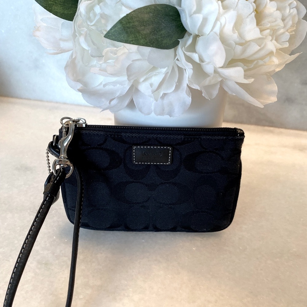 Coach Wristlet - Black